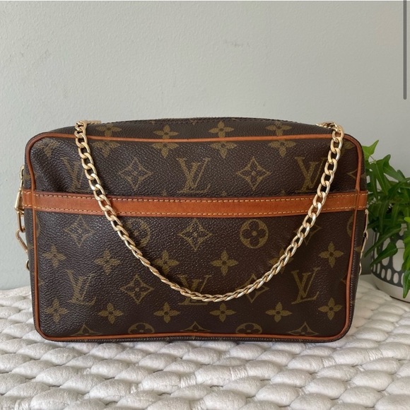 👜 Louis Vuitton Compiegne 23 Clutch.👜 - Picture 2 of 14